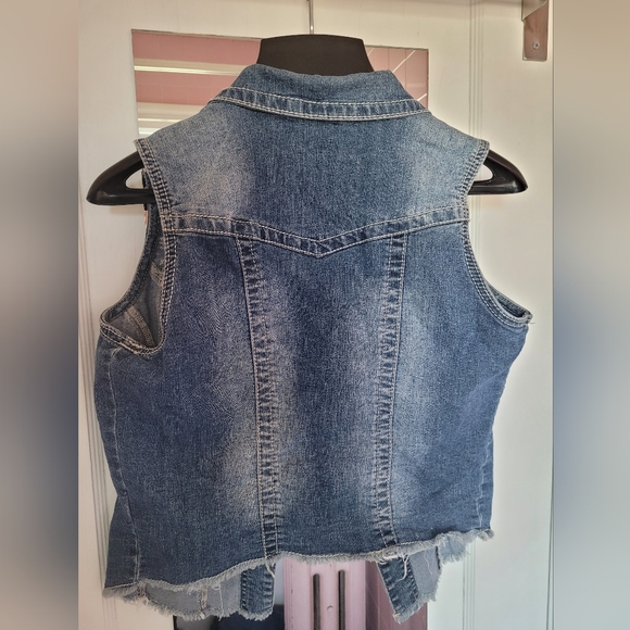 Medium, Distressed Jean Vest - Picture 2 of 3